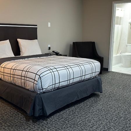 Royal Inn Eugene- Airport מראה חיצוני תמונה